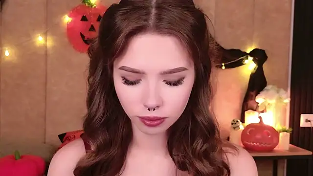 Sierra Fane online show from October 27, 6:31 am