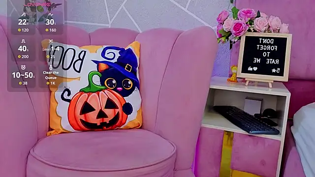 EmmyCortez online show from October 9, 11:47 am