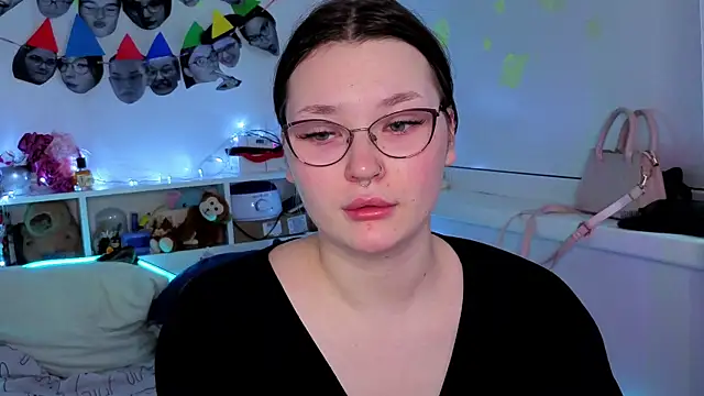 milliedoll online show from October 29, 7:45 am