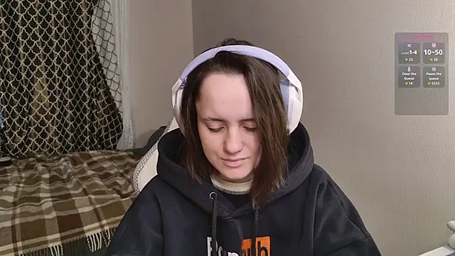 Luna Loveee online show from September 18, 3:38 am