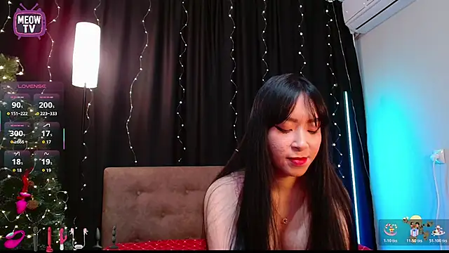 miyakimi0101 online show from December 15, 4:29 am