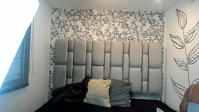 Natasha rose   online show from October 7, 7:40 pm