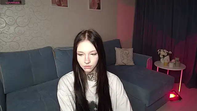 mefwhore online show from December 4, 3:03 pm