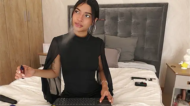 DaliaCruz online show from January 17, 8:16 pm