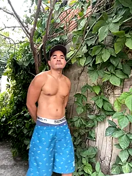 twinks 28 online show from November 29, 9:30 pm