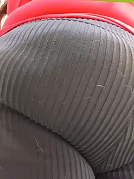 roxanasexy2025 online show from February 8, 4:55 pm