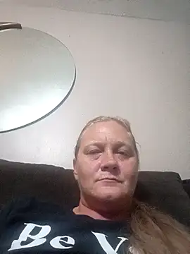 wetnwildforyou online show from November 10, 1:44 am