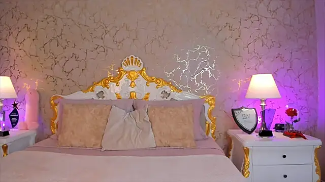 ScarlettWallace online show from October 28, 9:41 pm