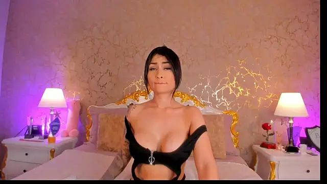 ScarlettWallace online show from February 10, 9:18 pm