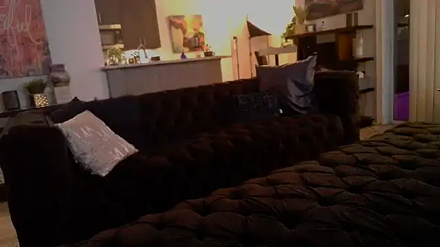 Kat-Licious online show from September 18, 3:38 am