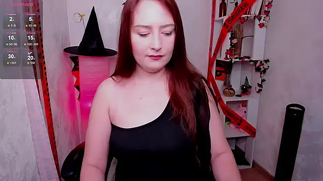 Snapshot of LinaFlawless chatting on October 29, 2:16 am LinaFlawless online show from October 29, 2:16 am