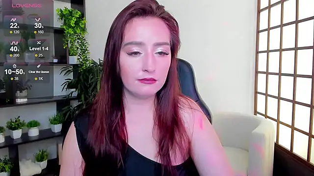 Snapshot of LinaFlawless chatting on September 21, 2:10 am LinaFlawless online show from September 21, 2:10 am