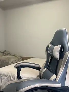 kurvibabe online show from February 12, 11:06 pm