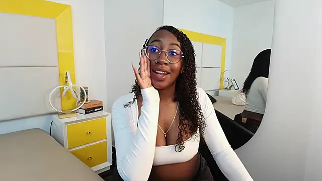 Qeen blackk online show from January 13, 8:46 pm