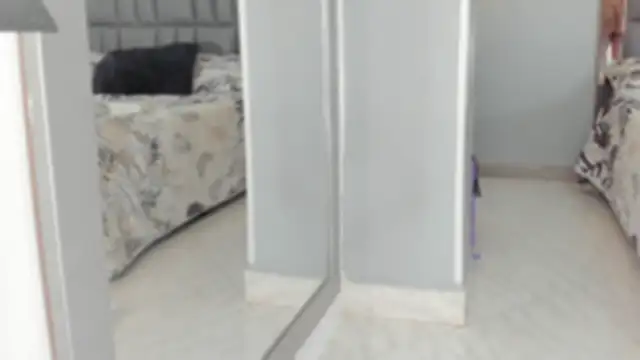 Sienna miller 27 online show from September 23, 12:03 pm