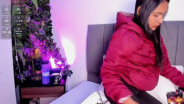 Fernanda liie  online show from March 2, 12:34 pm