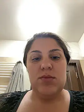 Layla- online show from October 6, 9:52 pm