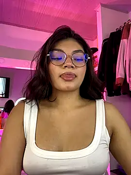 Snapshot of _Camilaaa_ chatting on September 11, 6:30 pm  Camilaaa  online show from September 11, 6:30 pm