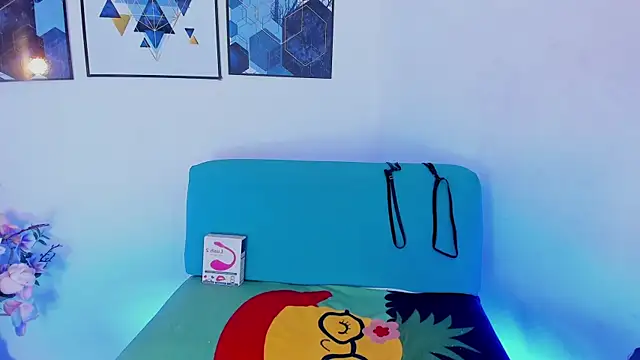 naughty fox girl online show from November 12, 12:30 am