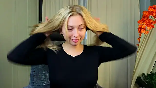 christie luv online show from November 20, 5:03 pm