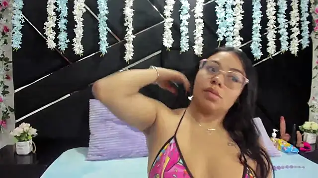  Violeta 18 online show from October 2, 3:22 am