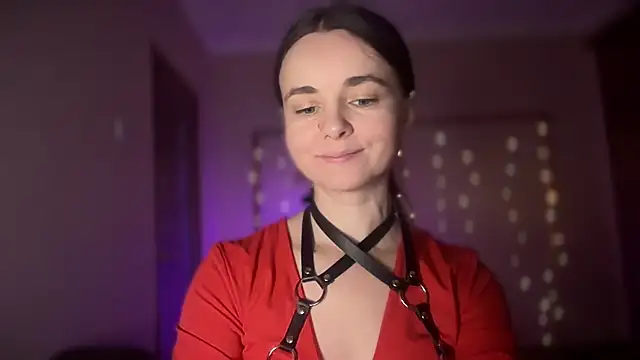 lanaloulou online show from September 15, 11:45 pm