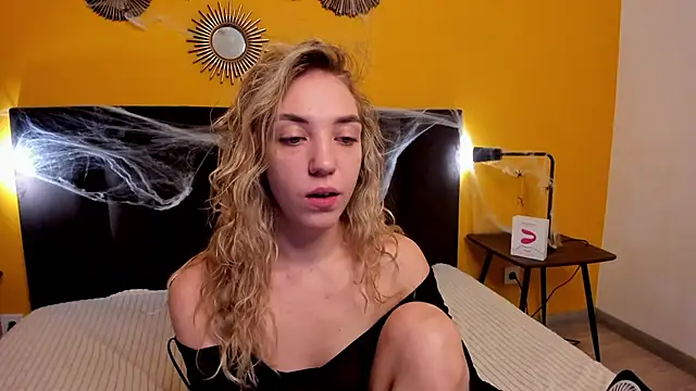 Jessie Curlyy online show from October 19, 2:46 am