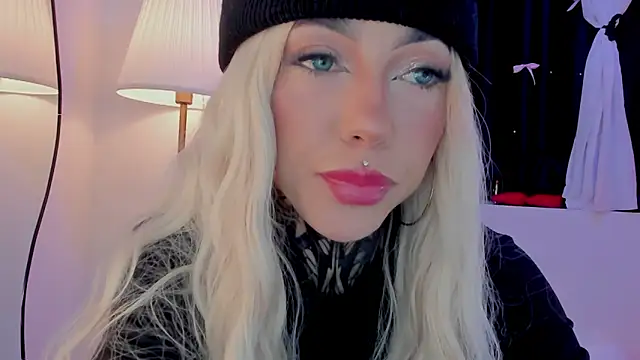 NinaVall online show from November 5, 10:48 pm