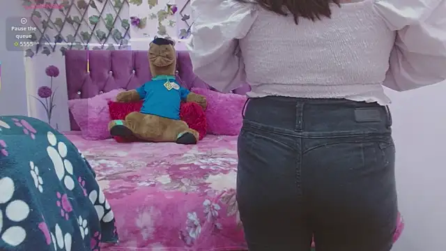 Anny  cute online show from September 10, 8:31 pm