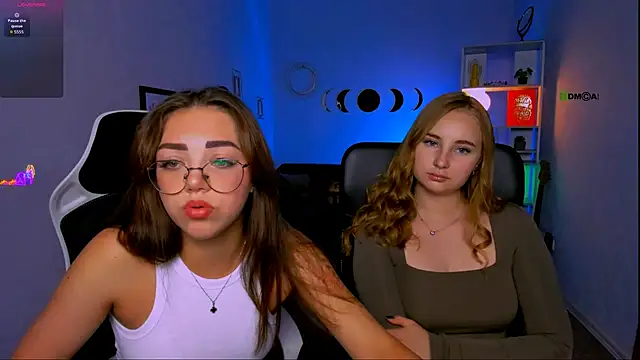 kiki swan online show from September 15, 2:03 pm