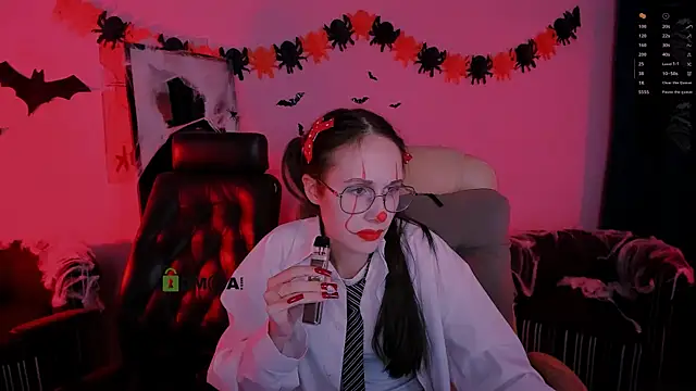 Snapshot of mona_cloud chatting on October 23, 2:28 am mona cloud online show from October 23, 2:28 am