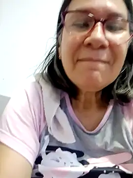 victoria wayne online show from October 26, 10:54 am