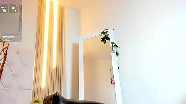 Alexa Bravva online show from February 18, 8:13 am