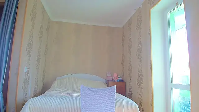 Snapshot of Leila_Kissyu chatting on October 23, 7:47 am Leila Kissyu online show from October 23, 7:47 am