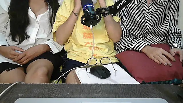 Snapshot of NaughtyThrouple007 chatting on September 12, 6:15 pm NaughtyThrouple007 online show from September 12, 6:15 pm