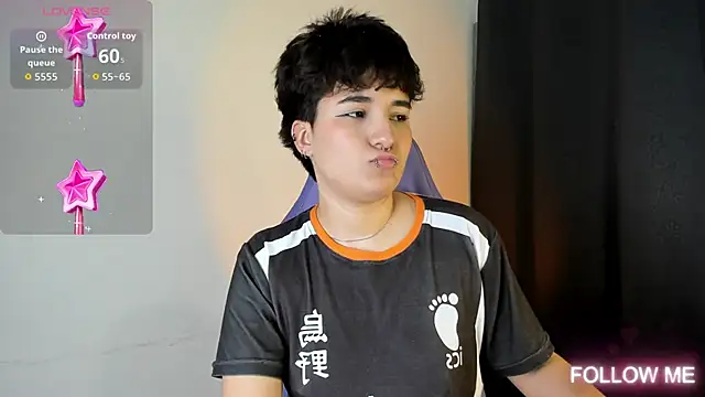 emma cute7 online show from October 3, 4:50 am