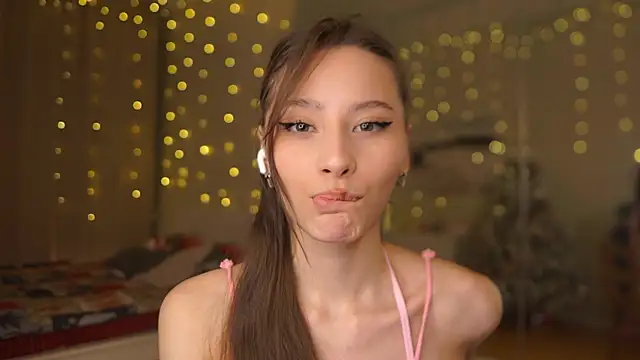 EditaBails online show from January 9, 7:40 pm