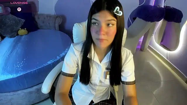 auroracute02 online show from September 15, 1:08 pm