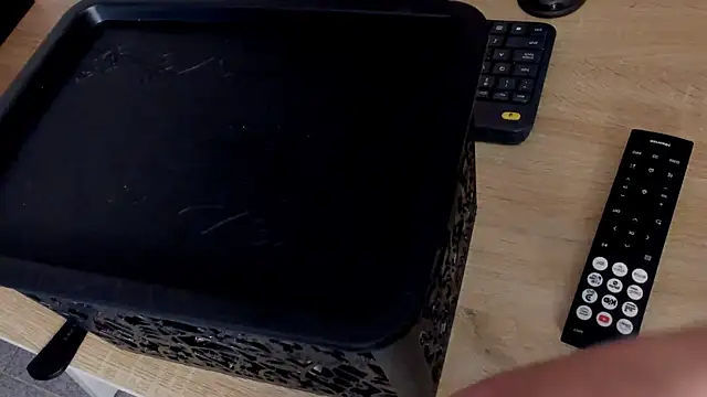 airamclair online show from September 24, 4:44 am