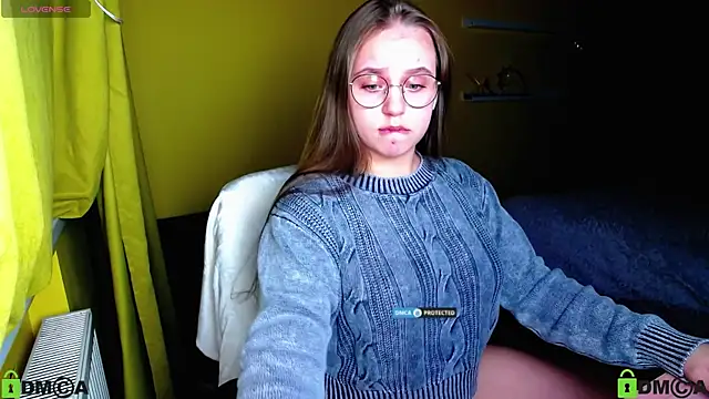 Lilysweet13 online show from November 23, 3:25 pm