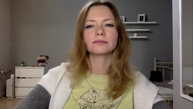 Snapshot of MillieShow chatting on October 21, 8:57 pm MillieShow online show from October 21, 8:57 pm