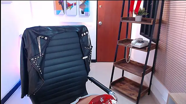 dangel noir6 online show from December 18, 11:37 am