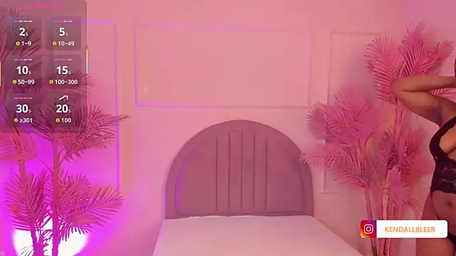 Kendallbleer online show from September 17, 11:52 am