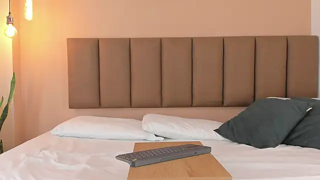 honeygray02 online show from October 24, 12:23 pm