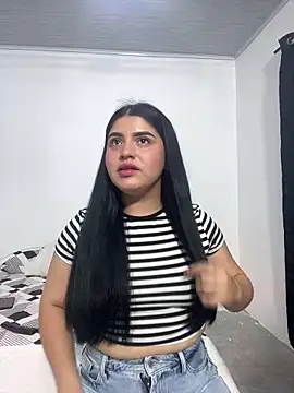 pareja curiosa19 online show from October 31, 12:12 am