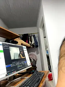 pareja curiosa19 online show from November 6, 1:22 am