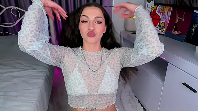 LilFlexxy online show from November 29, 3:27 pm