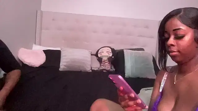 piscesaurora online show from January 9, 7:13 am