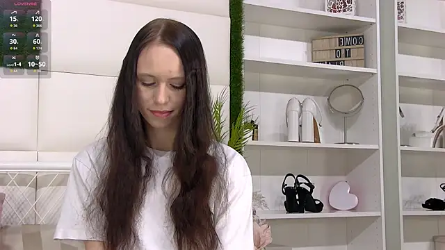 TaraHarris online show from January 8, 9:24 am