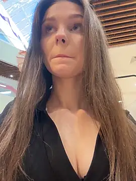 MilaBee online show from October 13, 9:01 am